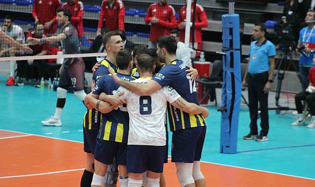 Bakan Bak, Malatya'da Şampiyonlar Kupası maçını izledi