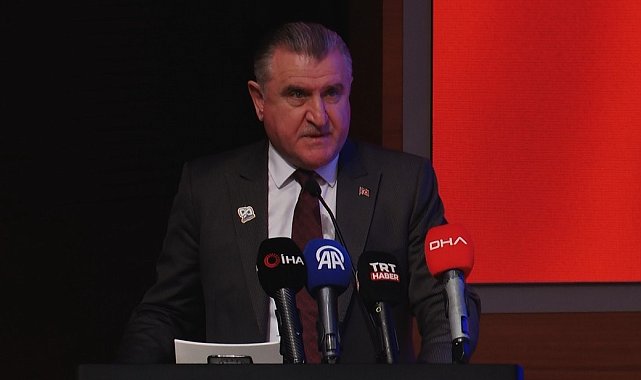 Bakan Bak: "Ekim ayı itibariyle 'GönüllüyüzBİZ' platformundan gönüllü sayısı 494 bin 797'ye ulaştı"