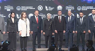 Bakan Göktaş: "Finansal okuryazarlık eğitimleriyle kadınlara kendi yaşamına sahip çıkma potansiyelini gösteriyoruz"