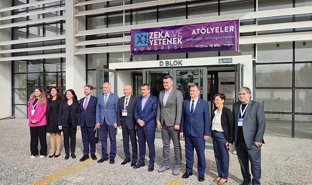 Bakan Tekin, ODTÜ'de zeka ve yetenek atölyelerini yerinde inceledi