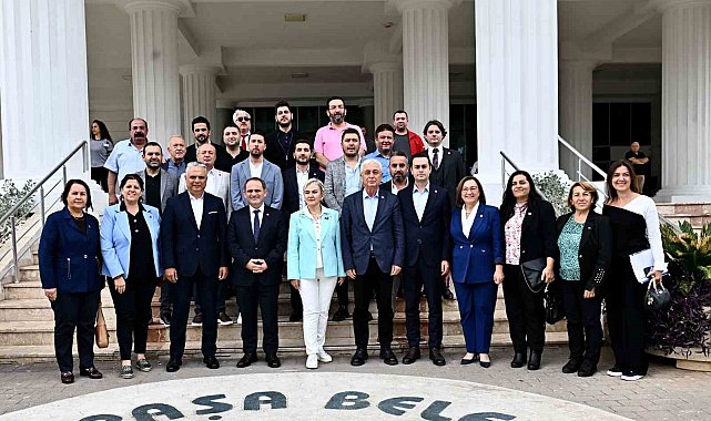 Başkan Uysal: "Muratpaşa, bir altı ok belediyesidir"