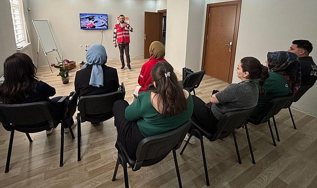 Bayburt Kızılay'dan 'Afet ve İlkyardım' eğitimi
