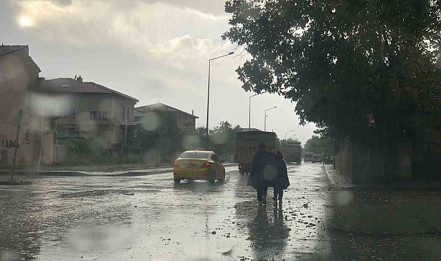 Bayburt'ta sağanak yağış, yüksek kesimlerde kar bekleniyor