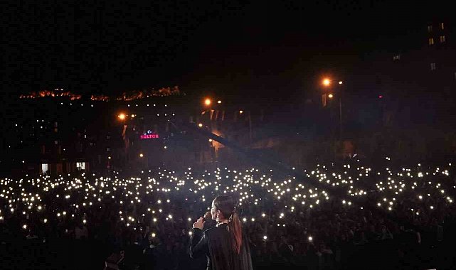 Bengü, Mardinlileri coşturdu