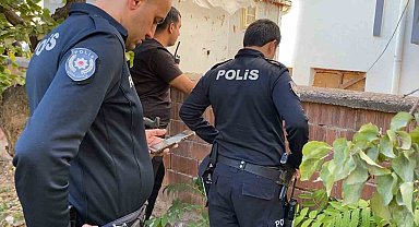 Beşinci kattan düşen 18 yaşındaki genç ağır yaralandı