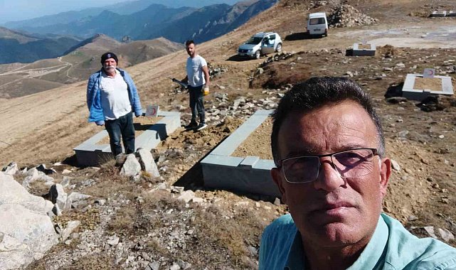 Bir asır sonra aynı ruhla: Şehitlik için el ele verdiler