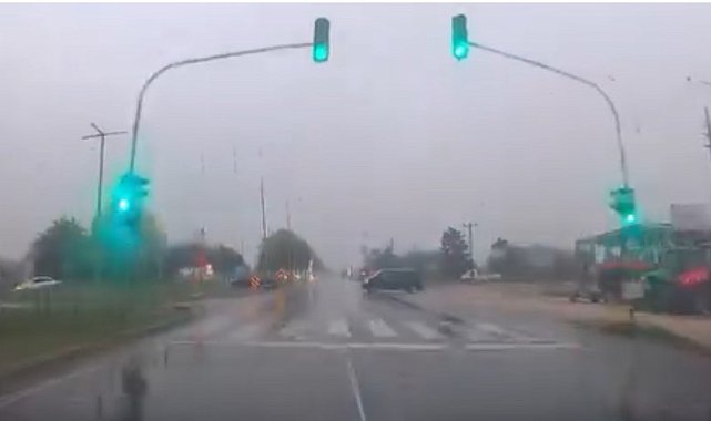 Bolu'da yağışlı havada kaza ucuz atlatıldı