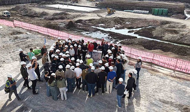 Büyükşehir, şantiyelerinin kapılarını üniversite öğrencilere açarak eğitime katkı sundu