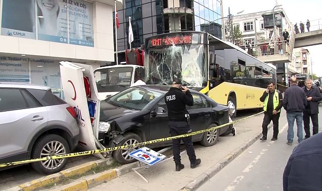 Çekmeköy'de İETT otobüsü durağa daldı
