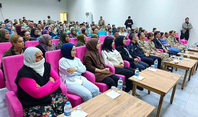 Çemişgezek'te 'Kadına Yönelik Şiddetle Mücadelede' programı