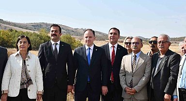 CHP Başkan Yardımcısı Yavuzyılmaz, Beylikova'da incelemelerde bulundu