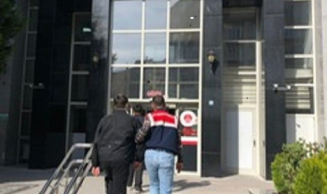 Çocuklara sosyal medyadan 'molotof' hazırlama eğitimi veren şahıslara operasyon: 2 tutuklama