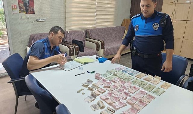 Dilencilik yapan kadın yarım saatte bin 32 lira topladı