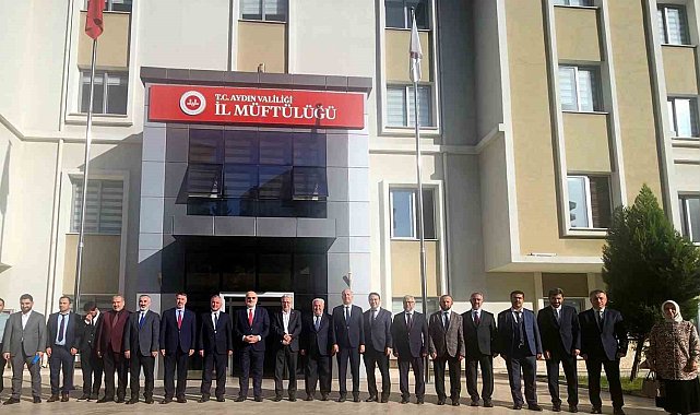 Diyanet İşleri Başkan Yardımcısı Şahin: "Külliyeler gençlerimize rehberlik edecek mekanlardır"