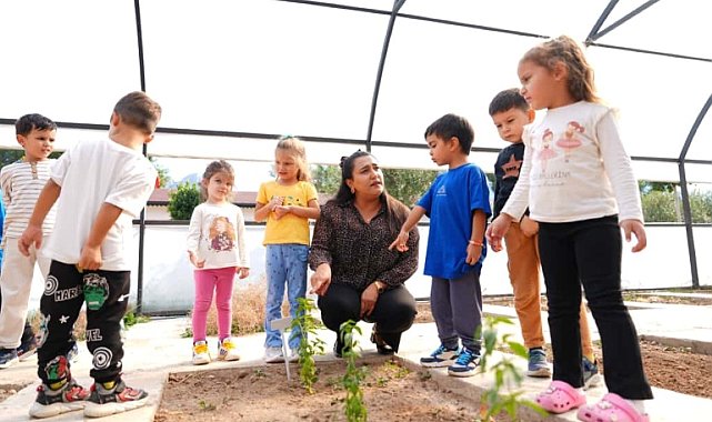 Doğa Çocuk Enstitüsü'nde hem öğreniyor hem de eğleniyorlar