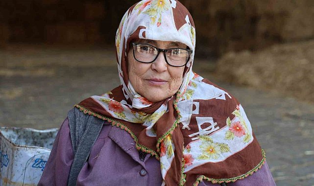 Dursun nine doktor tavsiyesi ile çalışıyor