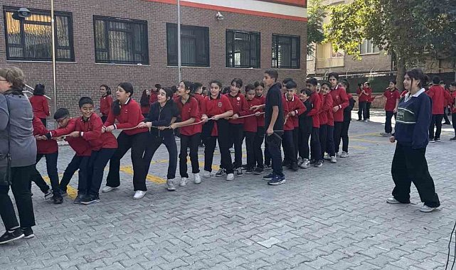 Elazığ'da öğrenciler geleneksel oyunlar ile eğleniyor