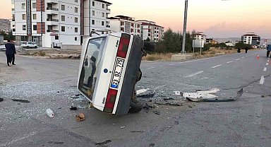 Elazığ'da trafik kazası: 2 yaralı