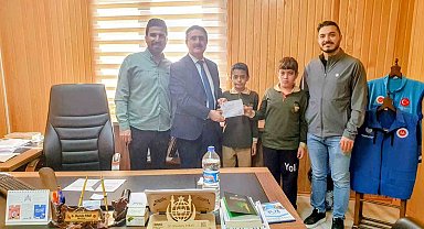 Elazığlı öğrencilerden Filistin'e anlamlı destek