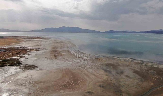 Erçek Gölü son 30 yılda büyük çekilme yaşadı