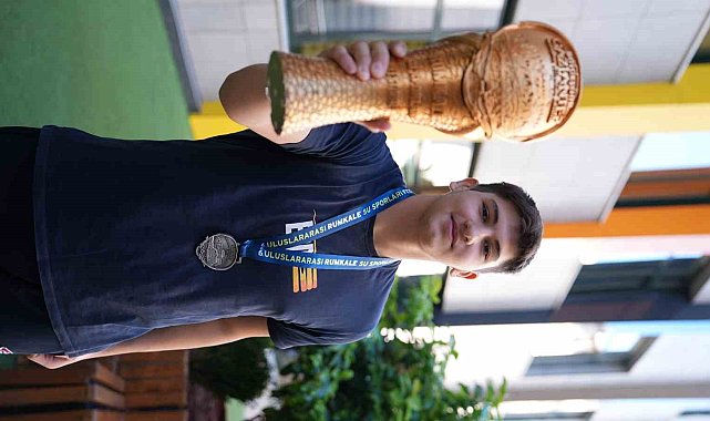 Erdem Koleji Öğrencisi Özduman'dan uluslararası şampiyonluk gururu