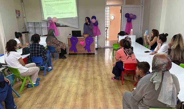 Erdemli'de meme kanseri farkındalık etkinlikleri