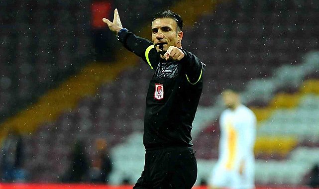 Galatasaray - Göztepe maçının VAR'ı Özgür Yankaya oldu