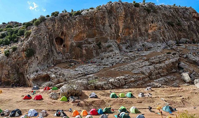 Gaziantep'te Köklüce Kanyonu Tırmanış Şenliği ile heyecan üst seviyeye çıktı