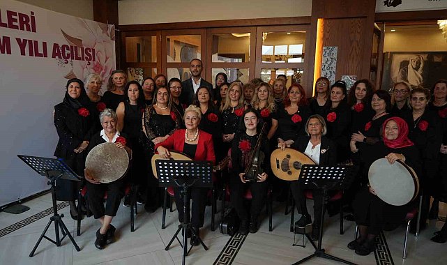 Gaziosmanpaşa Belediyesi Kadın Sanat Merkezleri'nde yeni eğitim dönemi açıldı