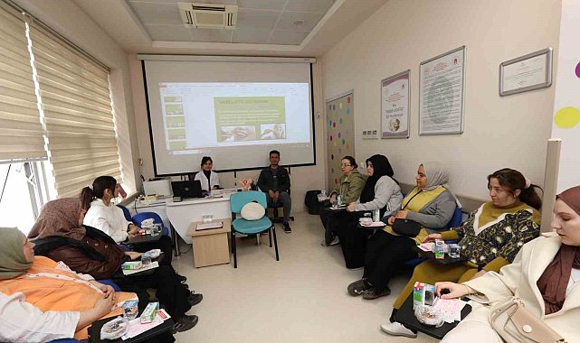 Gebe okulunda diş sağlığı eğitimi