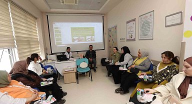 Gebe okulunda diş sağlığı eğitimi