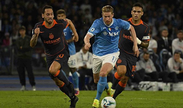 Hakan'ın golü Inter'e yetmedi, Napoli liderliği aldı