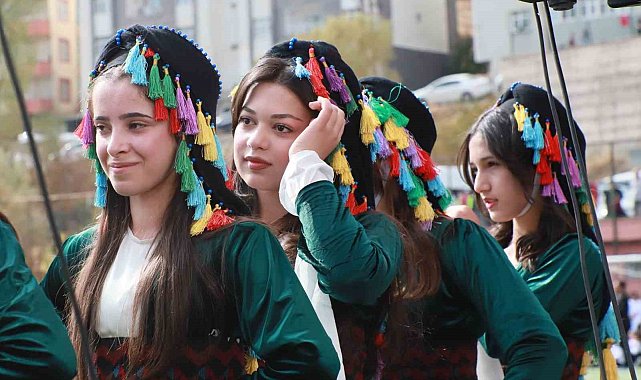Hakkari'de Cumhuriyet Bayramı coşkusu