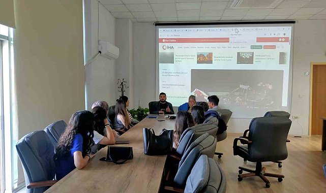 İHA Hatay Bölge Müdürü, genç iletişimcilerle bir araya geldi
