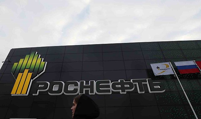 İngiltere'den Rus petrol şirketleri ve ortaklarına yaptırım