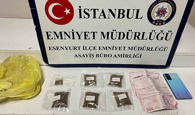 İstanbul'da uyuşturucu ticareti yapan 3 şüpheli suçüstü yakalandı