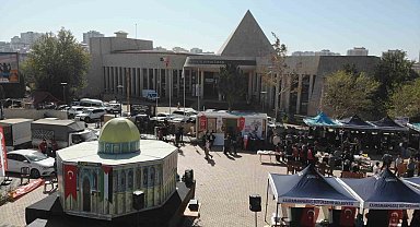 Kahramanmaraş'ta Gazze yararına hayır çarşısı