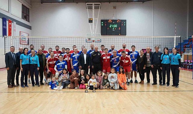 Kamu spor oyunları'nda voleybol heyecanı sona erdi