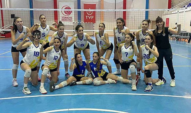Kayseri Voleybol Kulübü Gaziantep'ten galibiyet ile döndü