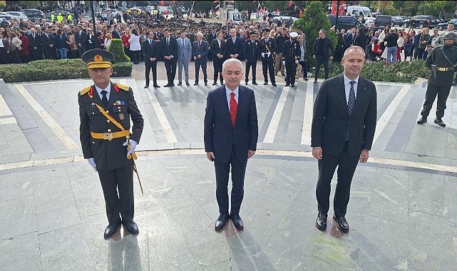 Kırklareli'nde Cumhuriyet'in 102'inci yılı kutlanmaya başladı