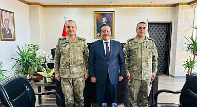 Komutanlardan Kaymakam Atilla'ya nezaket ziyareti