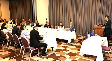 Kütahya'da çini üretim standartları belirleniyor