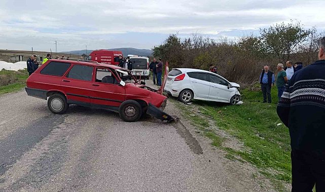 Manyas'ta meydana gelen kazada ağır yaralanan sürücü hayatını kaybetti