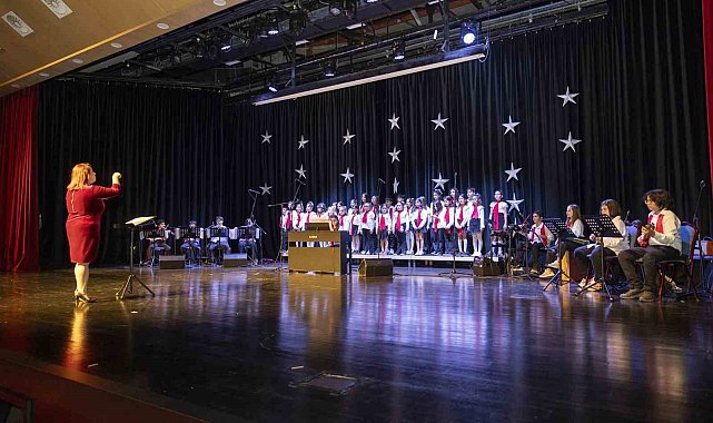 Mersin'de Çocuk Kampüsleri 29 Ekim coşkusunda tek yürek oldu