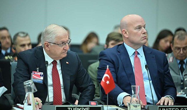 Milli Savunma Bakanı Güler, Ukrayna Savunma Temas Grubu Toplantısı'na katıldı