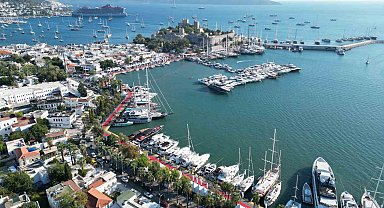 Milyon dolarlık yatlar Bodrum'da buluştu