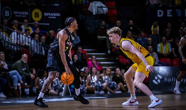 MSK Erkek Basketbol Takımı Avrupa'daki ilk galibiyetini kazandı