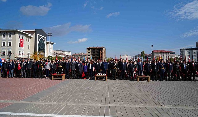 Muş'ta Cumhuriyet Bayramı coşkuyla kutlandı