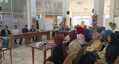 Müslüman kimliği inşa etme üzerine kitap tahlili gerçekleştirildi