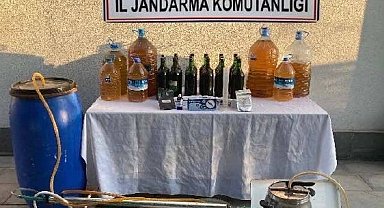 Niğde'de kaçak alkol operasyonu: 195 litre kaçak içki ele geçirildi